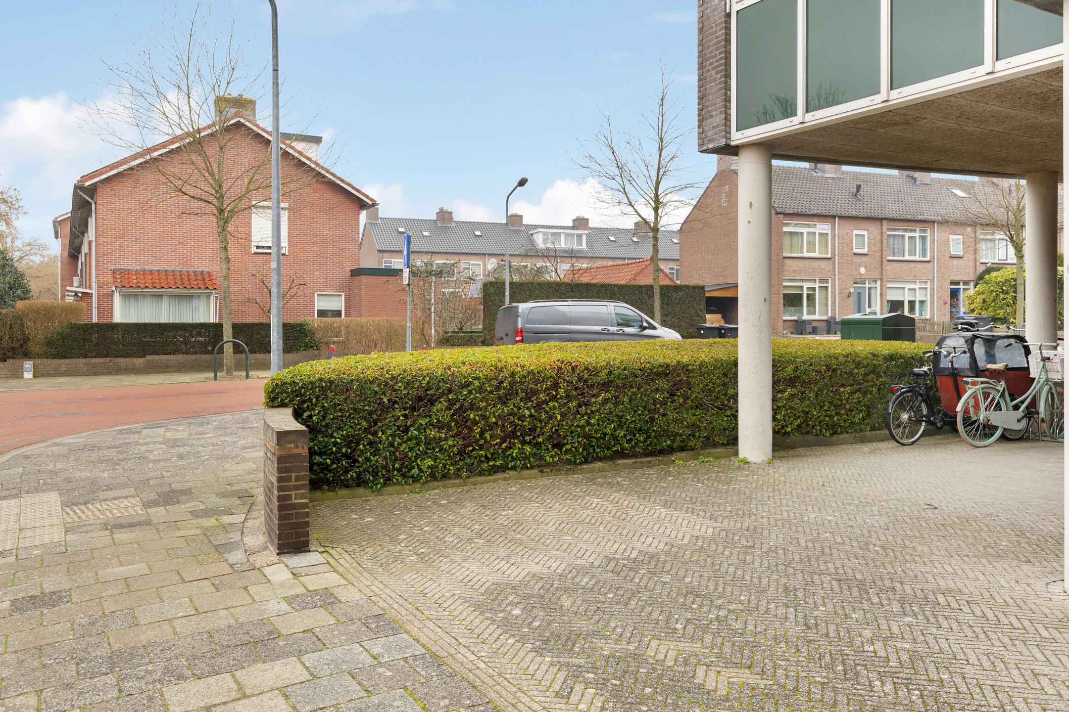 Appartement te koop: Van Riebeeckweg 43B, Hilversum