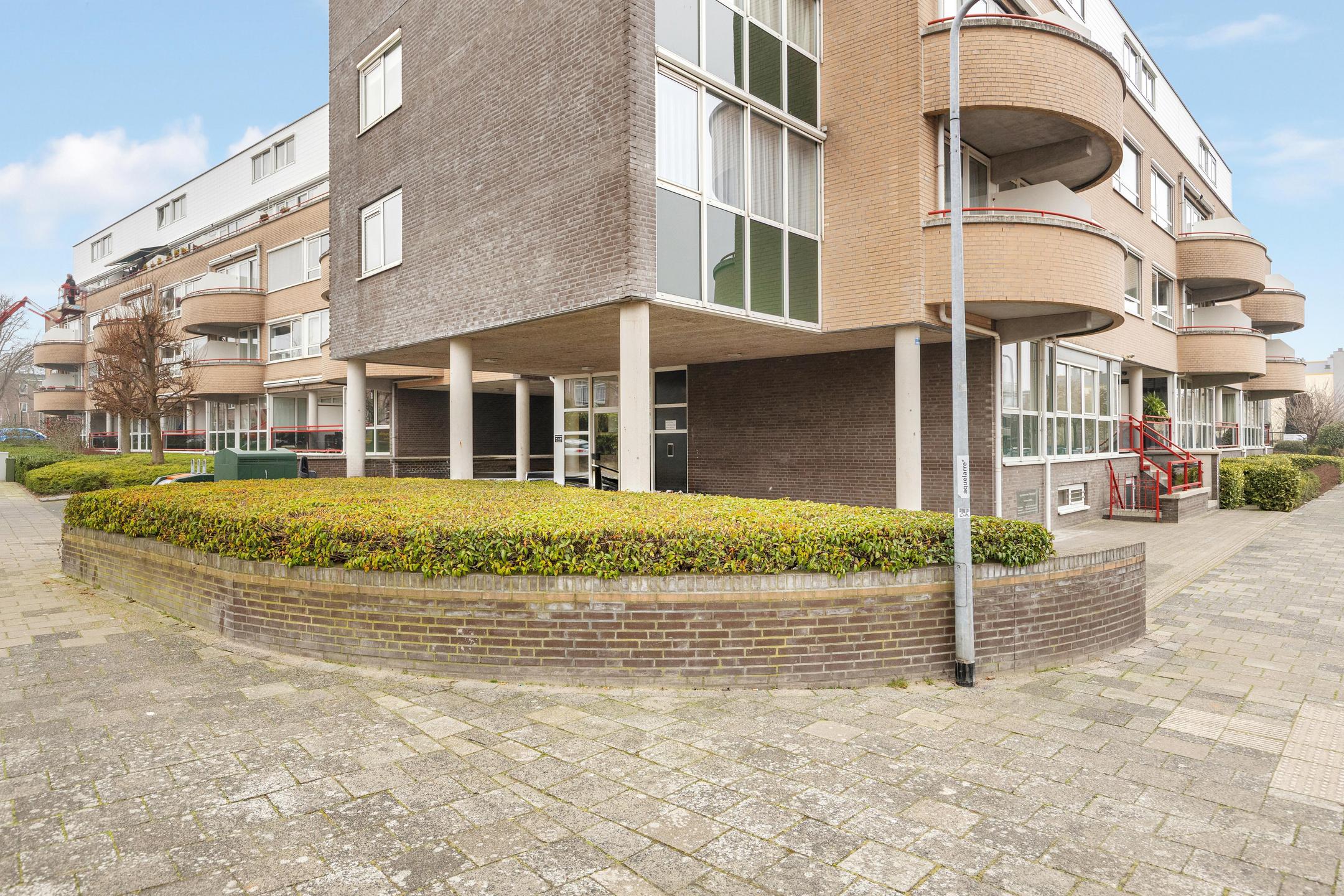Appartement te koop: Van Riebeeckweg 43B, Hilversum
