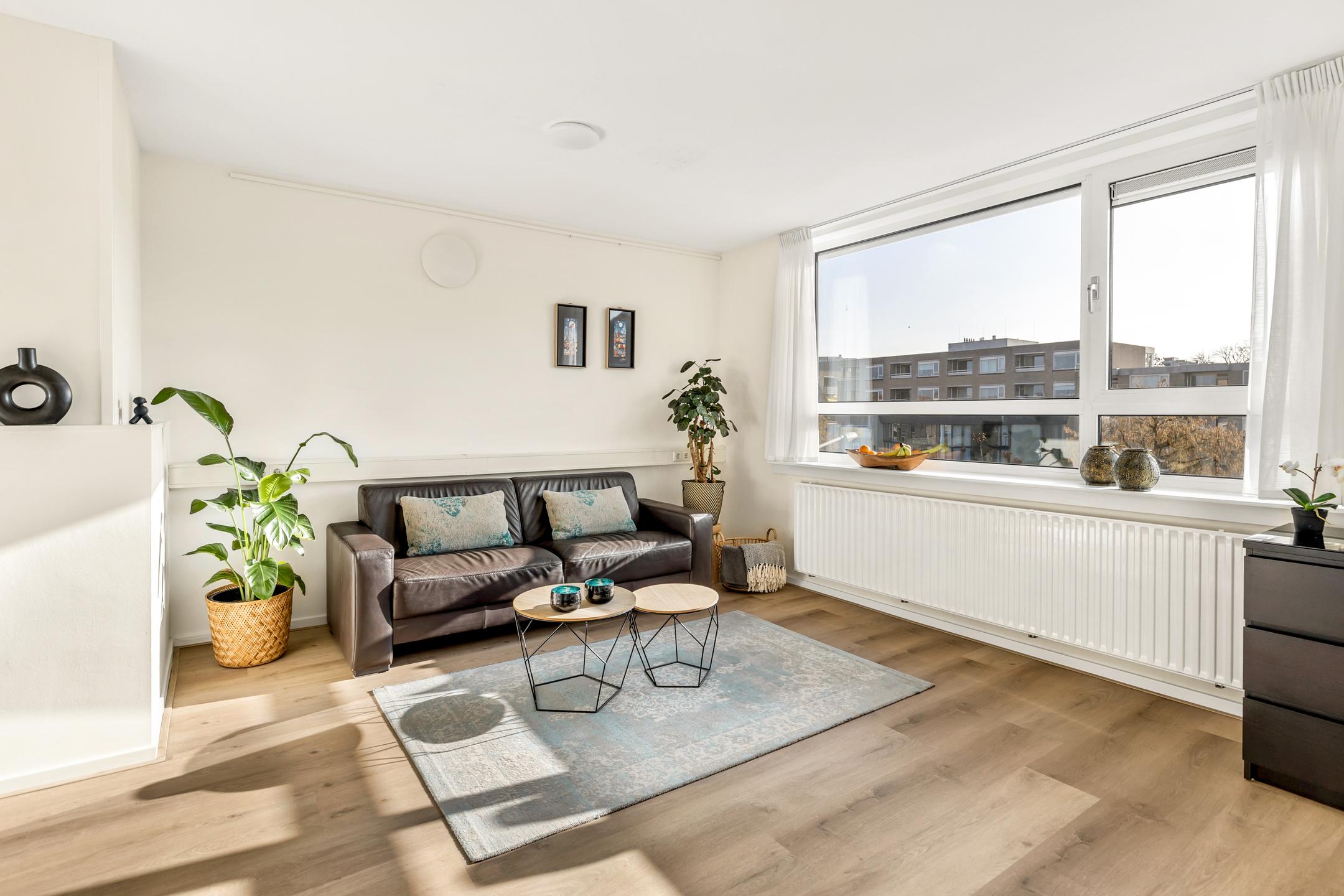 Appartement te koop: Van Riebeeckweg 43B, Hilversum