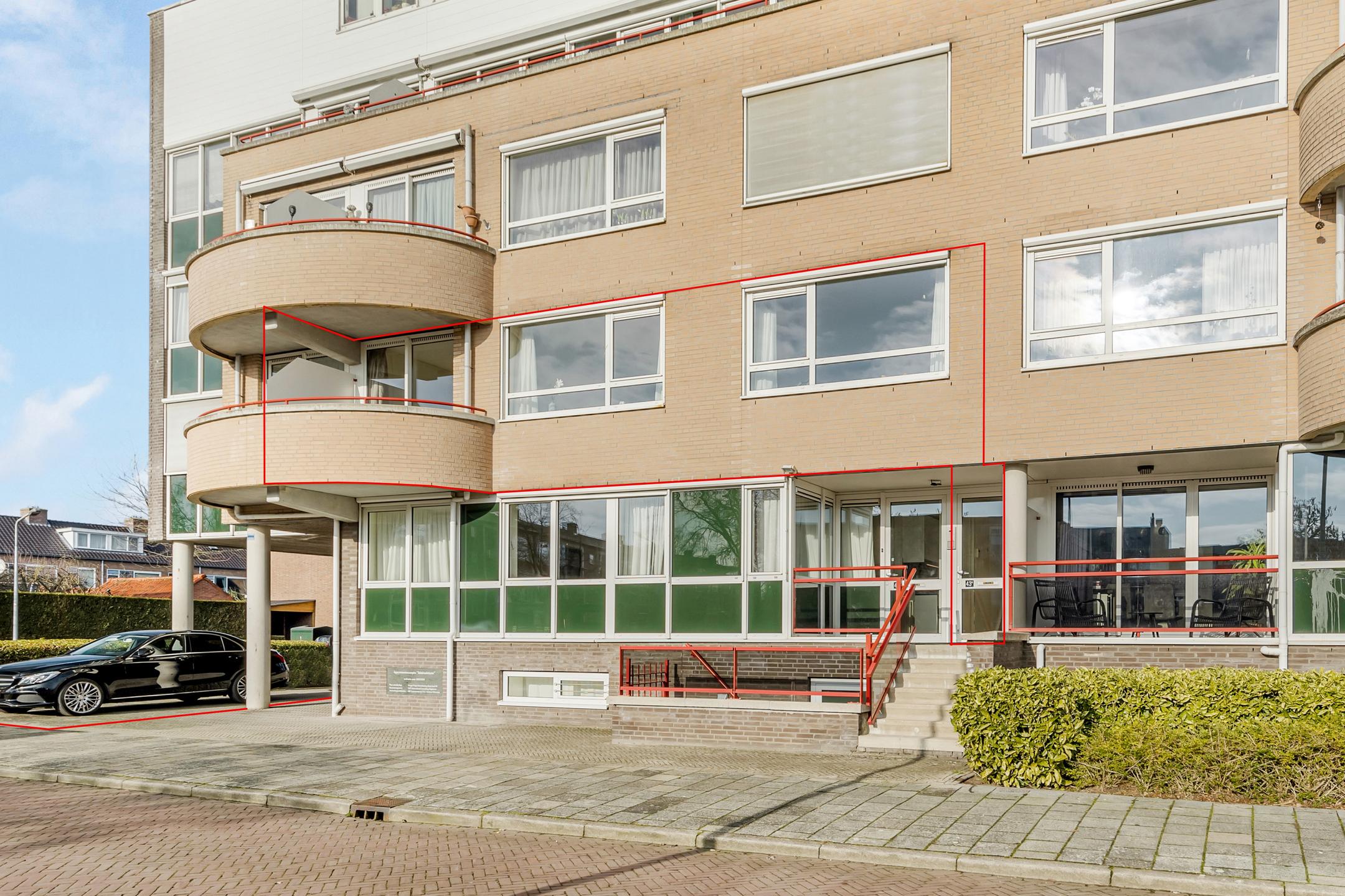 Appartement te koop: Van Riebeeckweg 43B, Hilversum