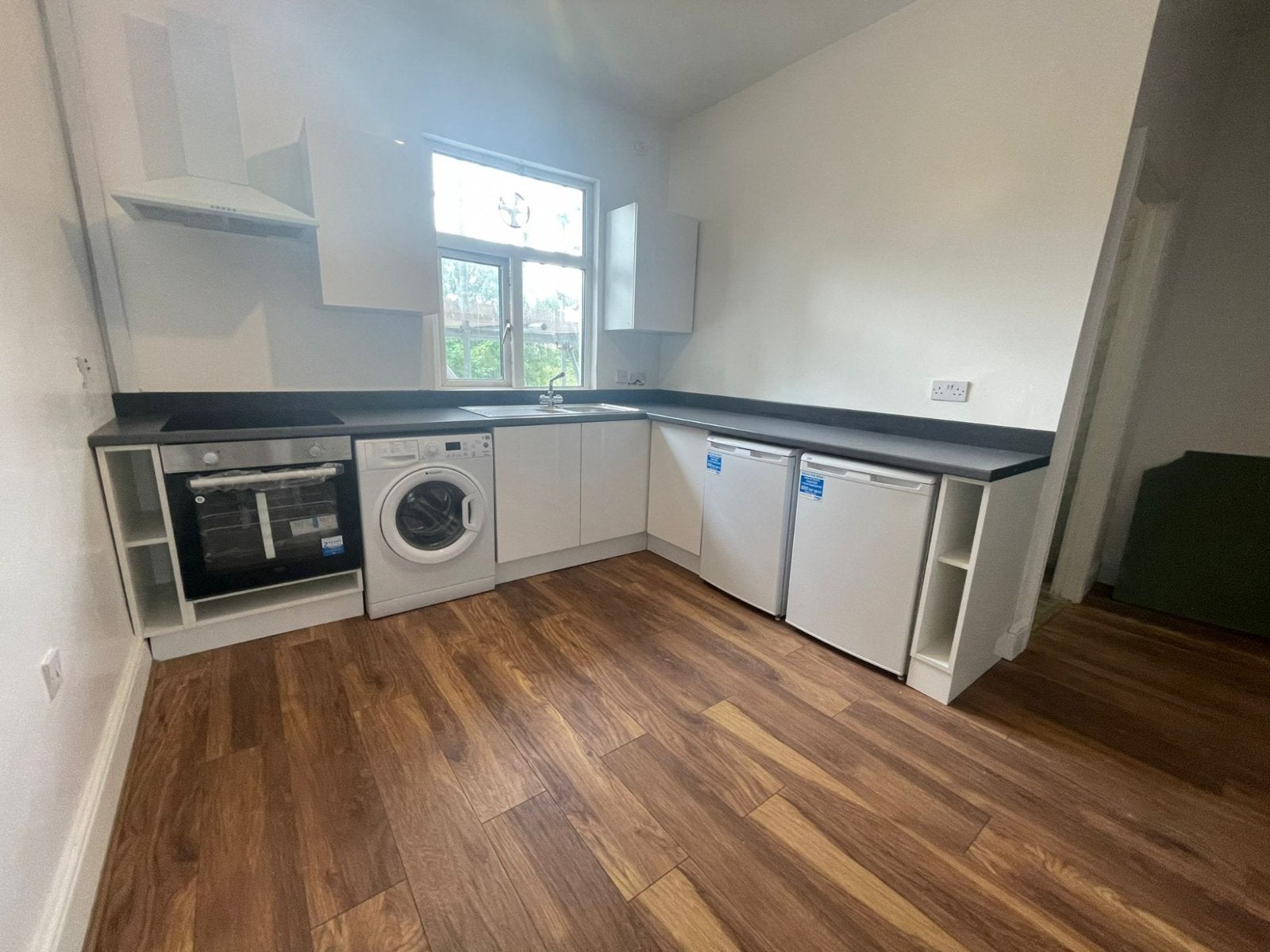 Flat Meanwood Road in Leeds