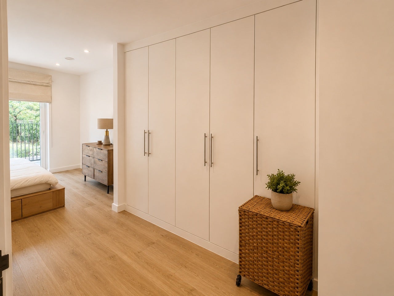 Flat Hatcham Street in Greater London