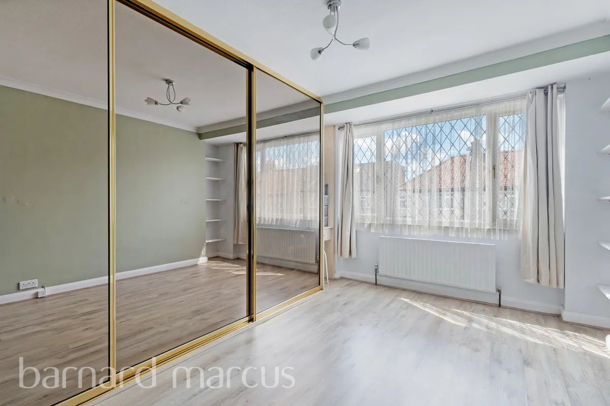 House Abbotts Road in Greater London