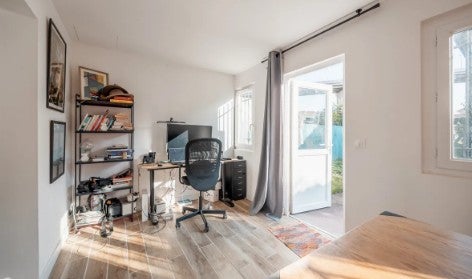 House Rue des Treilles in Libourne