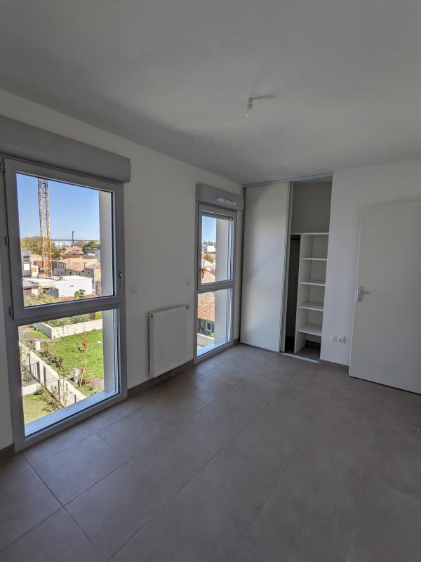 Flat Rue Delbos in Bordeaux
