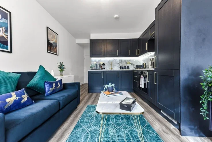 Flat Elder Avenue in Greater London