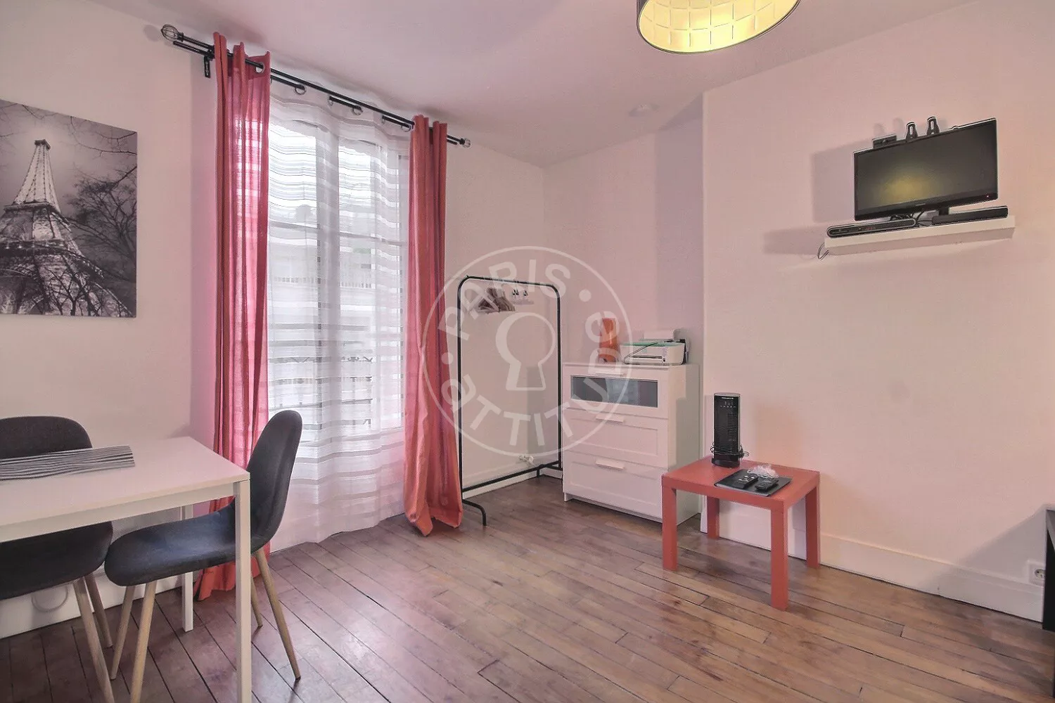Flat Rue Lantiez in Paris