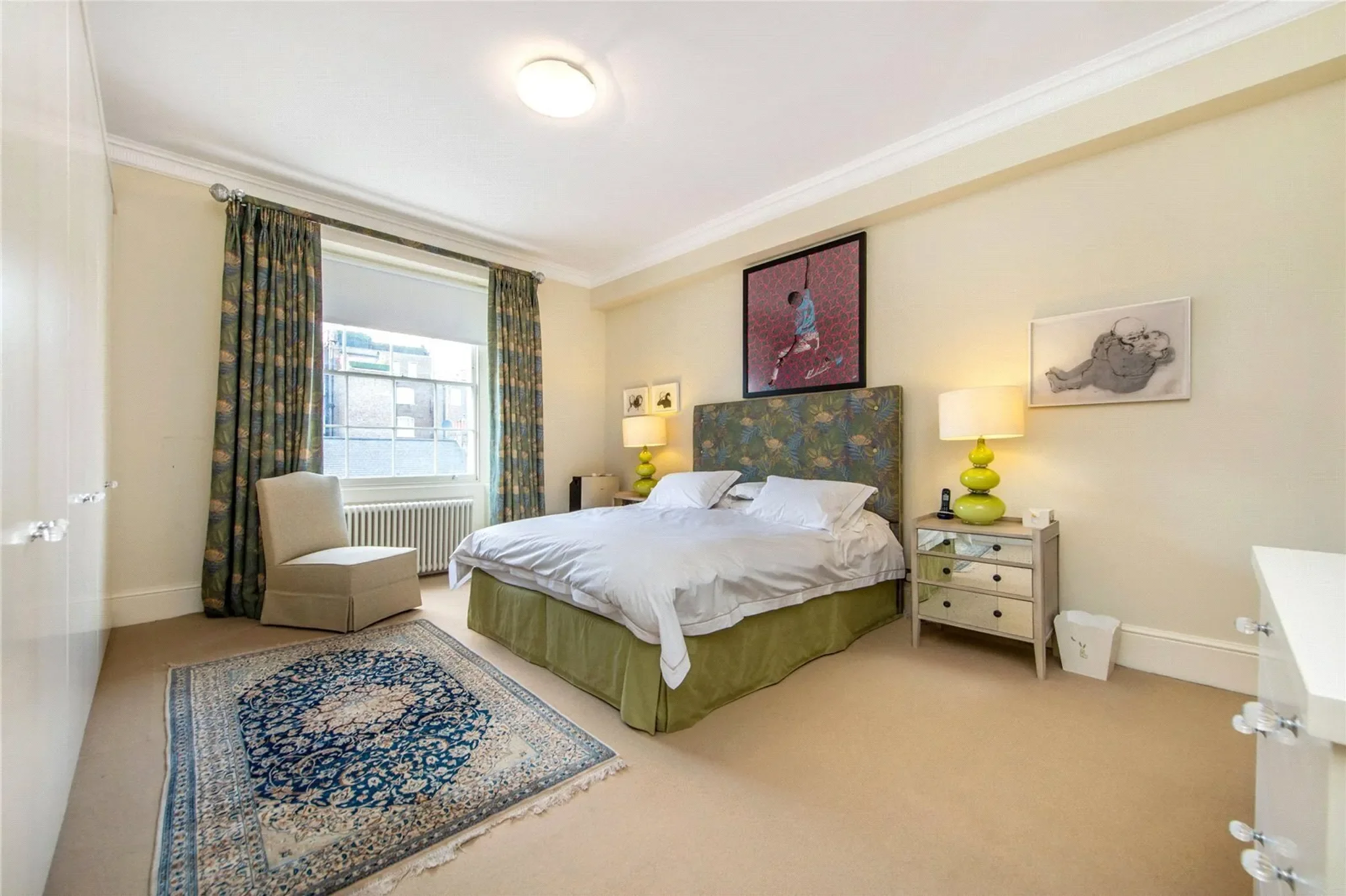 Flat Eaton Place in City of Westminster