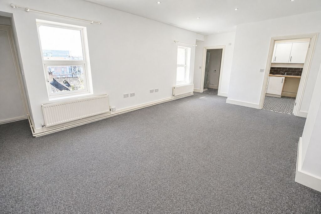 Flat Melville Road in Maidstone