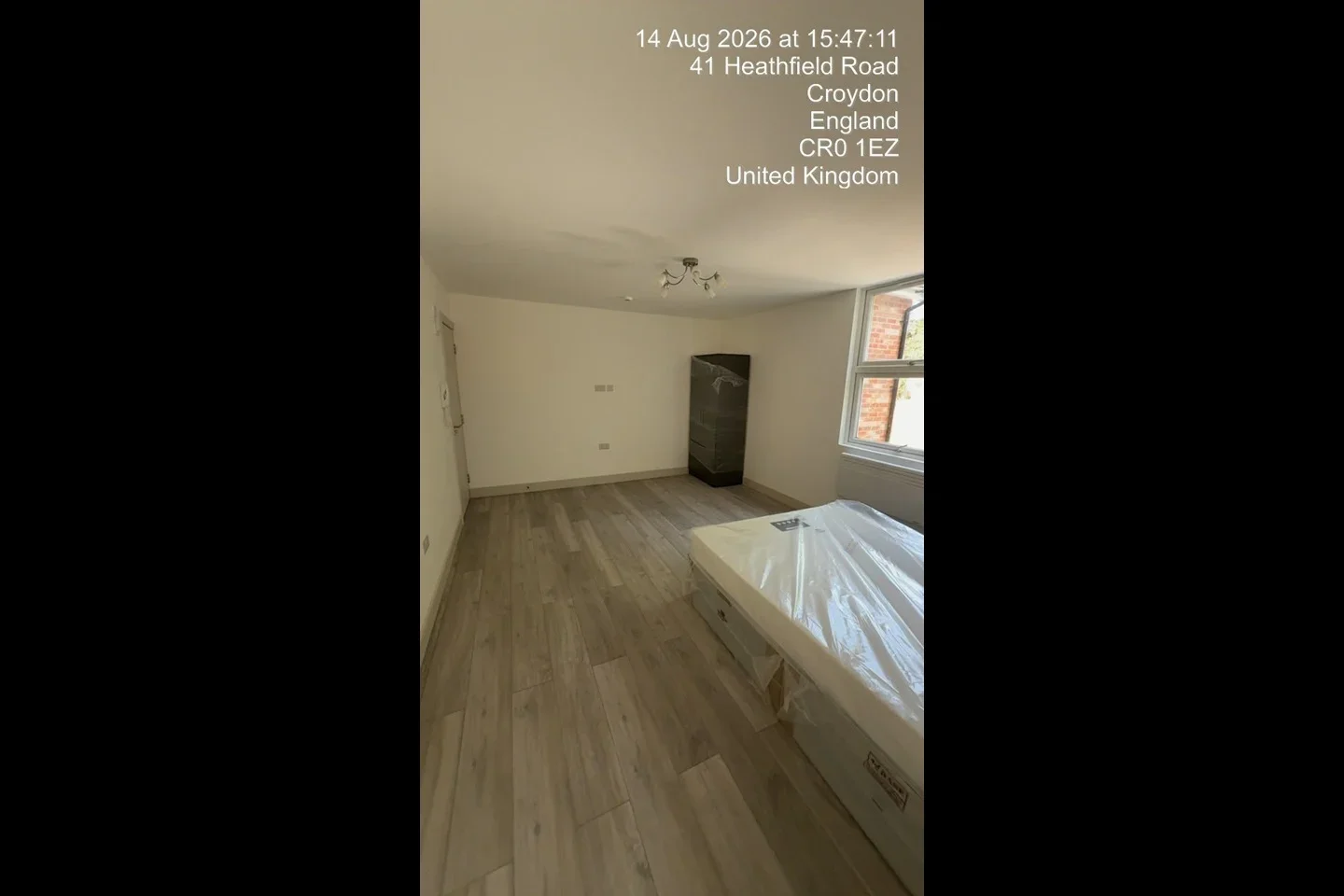 Room Heathfield Road in Greater London