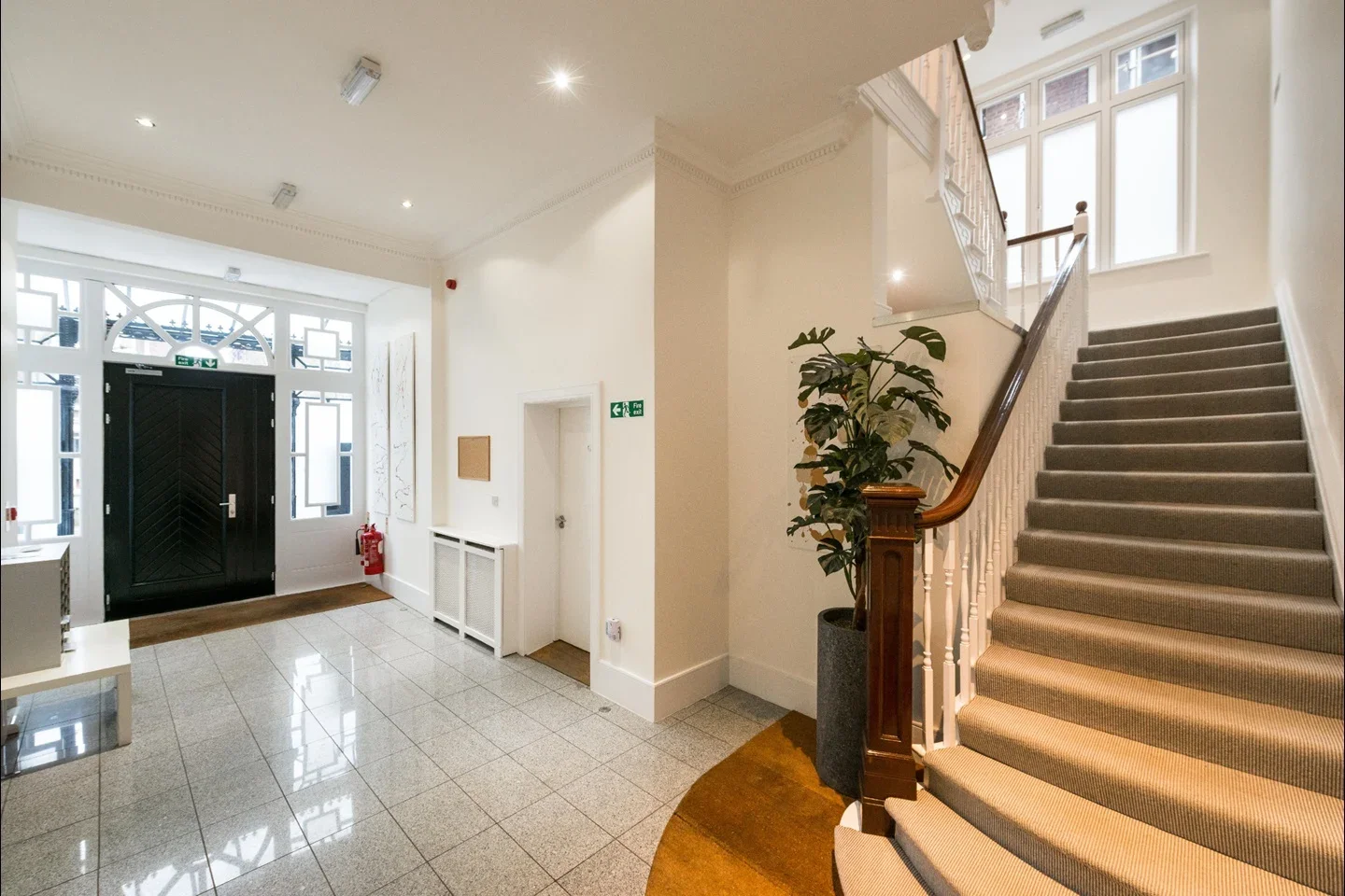 Room Fitzjohn's Avenue in Greater London