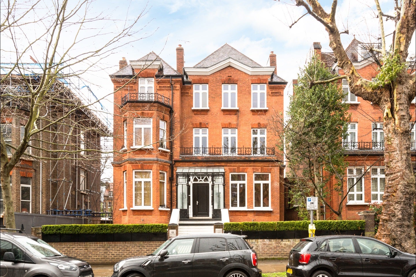 Room Fitzjohn's Avenue in Greater London