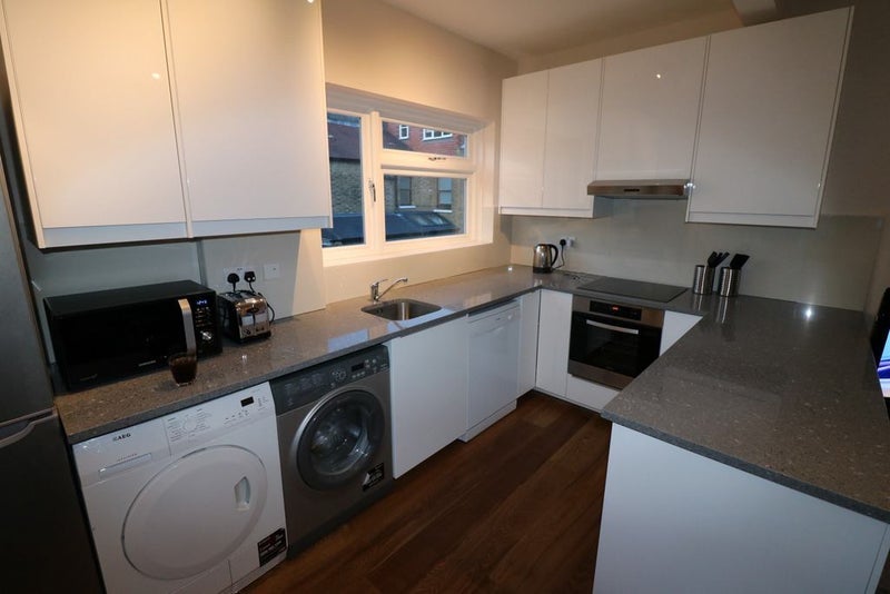 Room Southfield Road in Greater London