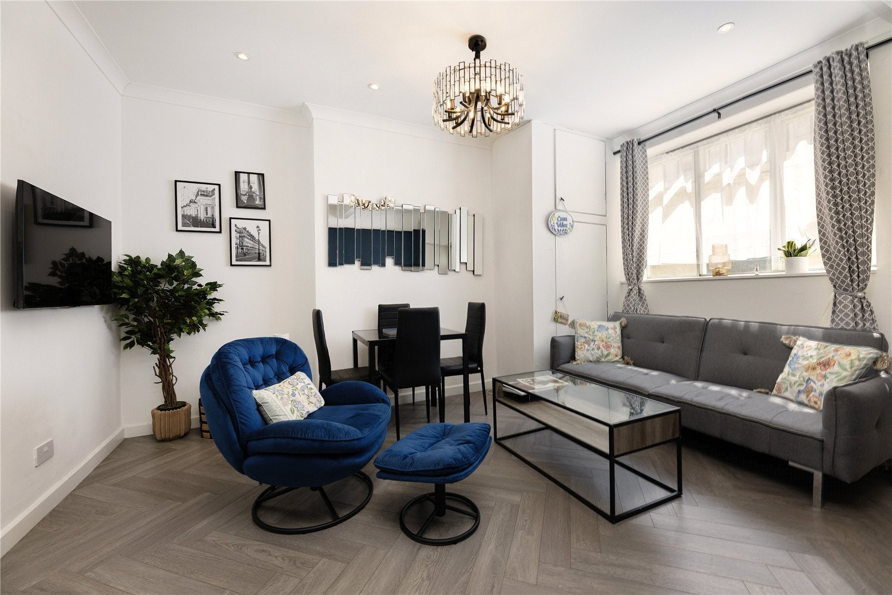Flat Alderney Street in City of Westminster