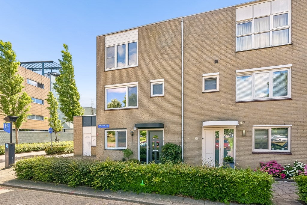 Huis Parijsstraat 1 in Almere