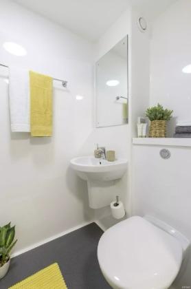 Room Portland Road in Newcastle upon Tyne