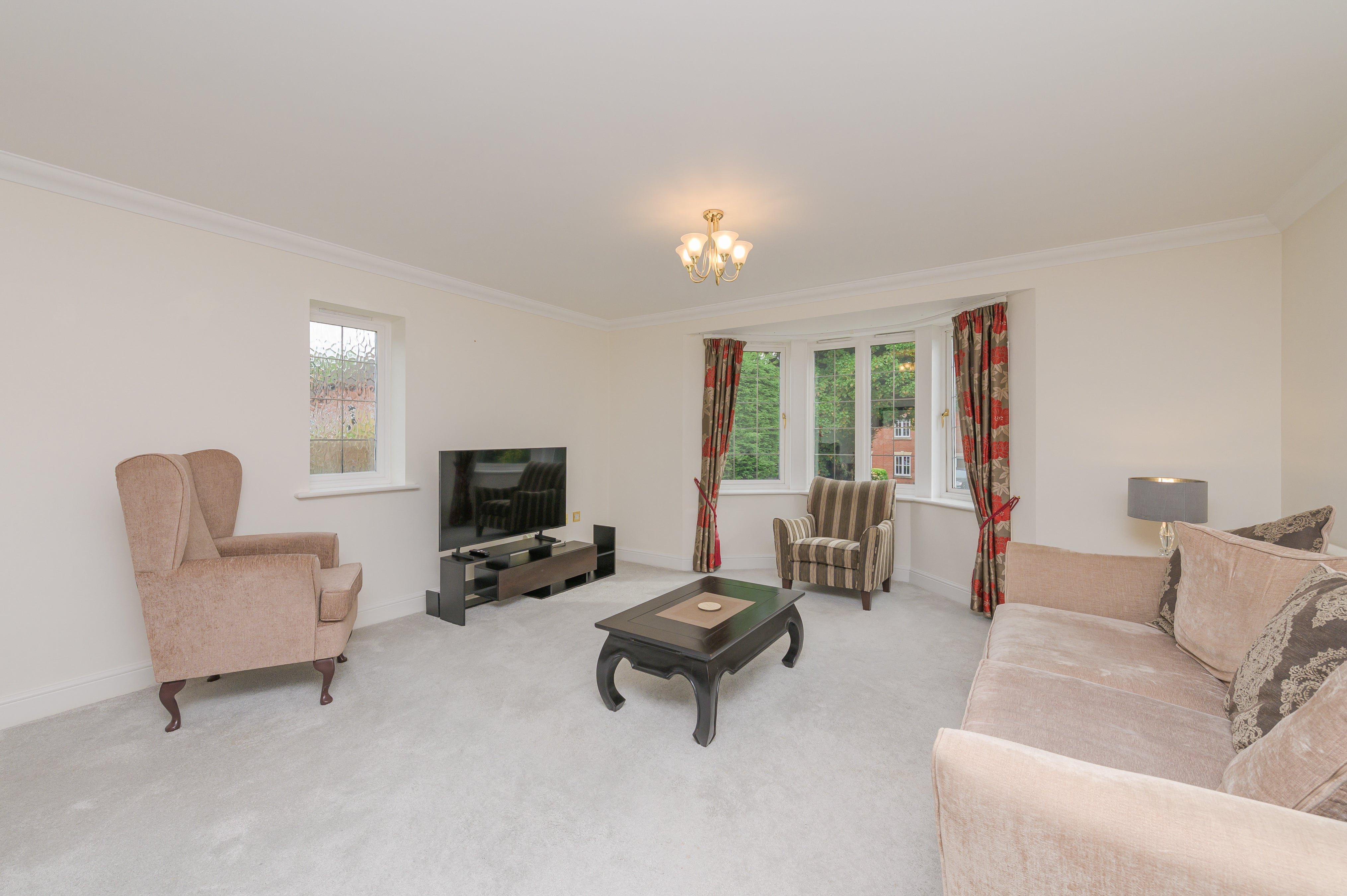 Flat Four Oaks Road in Birmingham