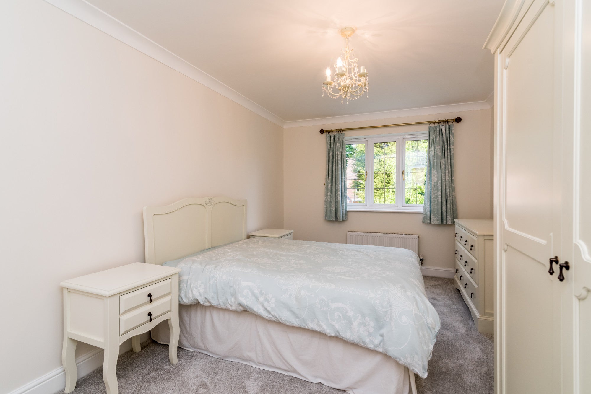 Flat Four Oaks Road in Birmingham