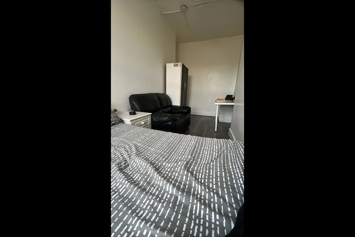 Room High Road Leytonstone in Greater London