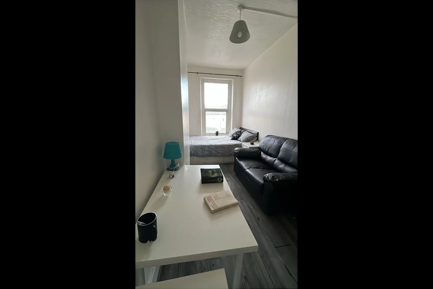 Room High Road Leytonstone in Greater London