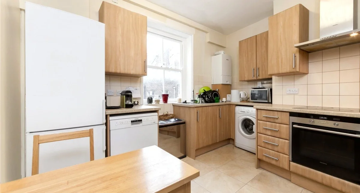 Flat Newman Street in City of Westminster