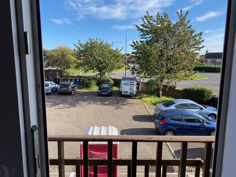 Flat Burden Close in Bristol