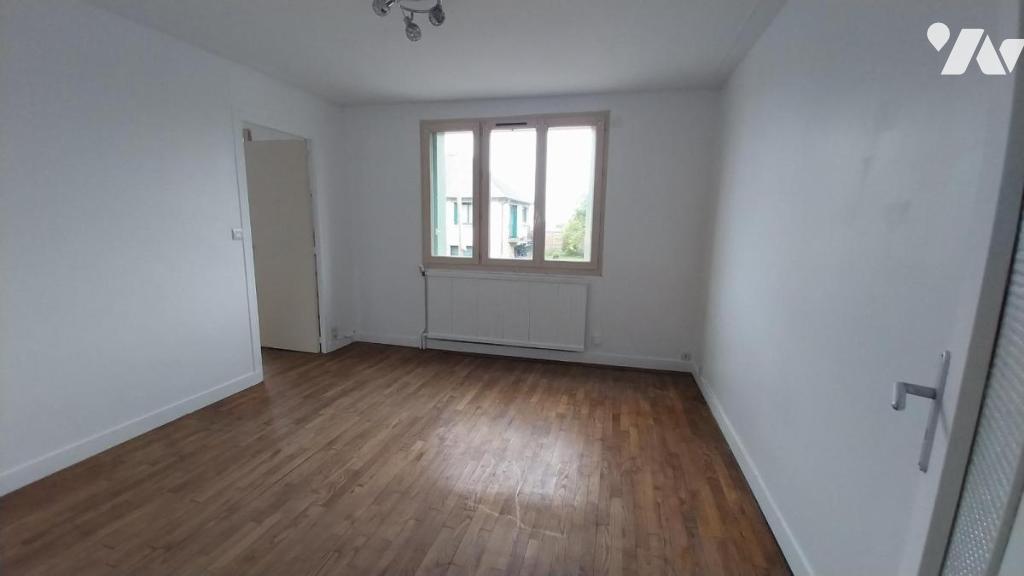 Room Rue de Rennes in Dol-de-Bretagne