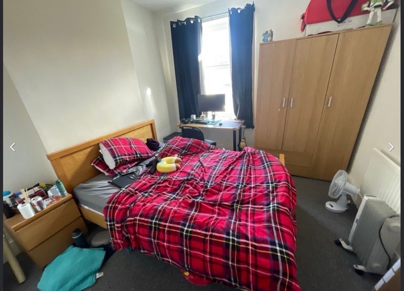 Room Strathnairn Street in Cardiff