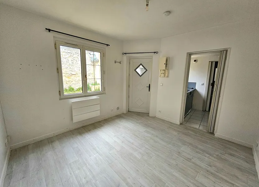 Chambre Rue de la Geôle à Épône