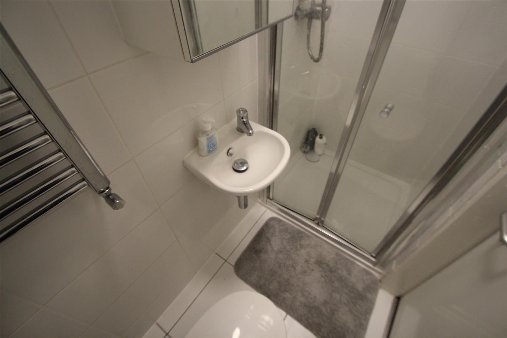 House Thornville Grove in Leeds