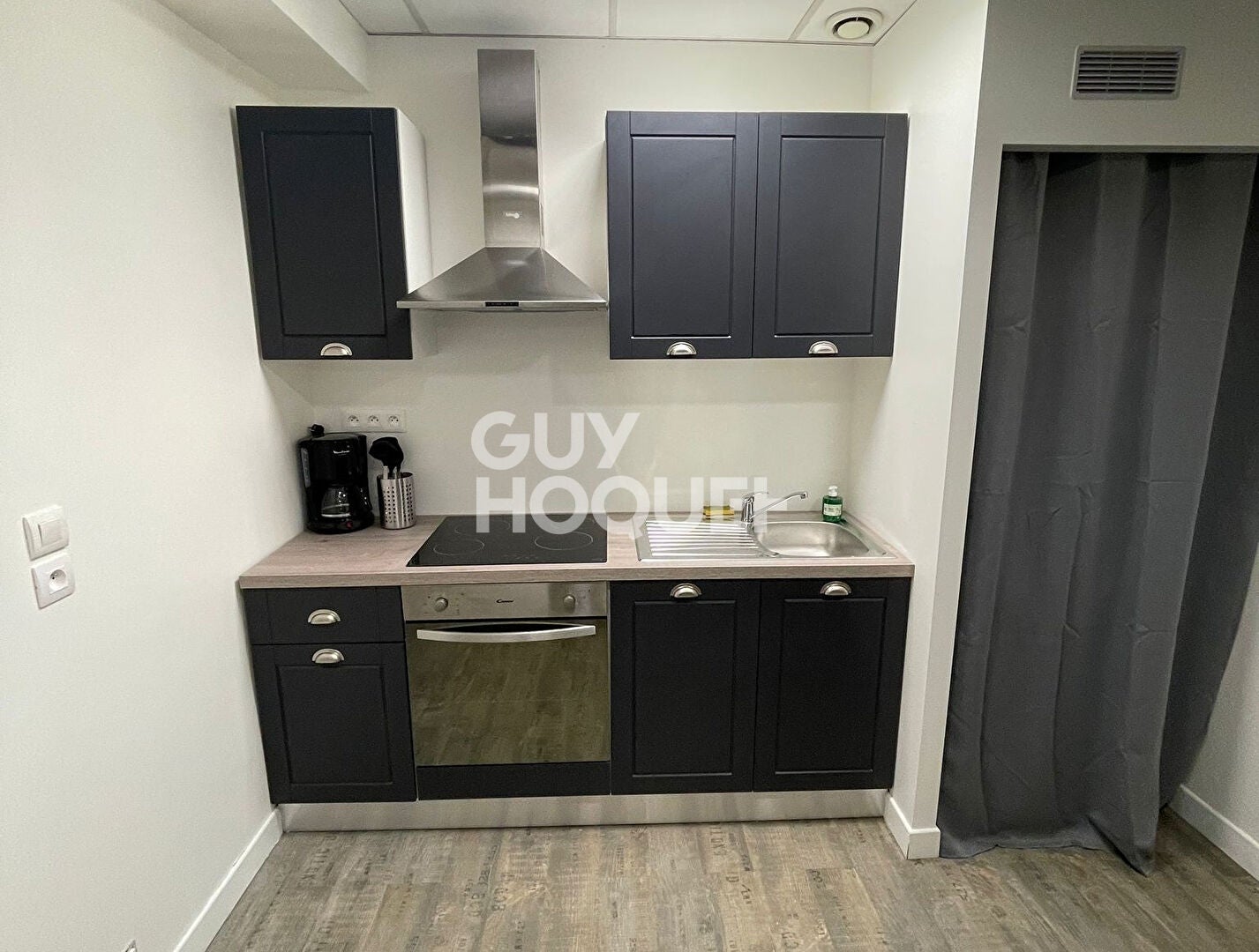 Flat Rue Louis Desmoulins in Tours