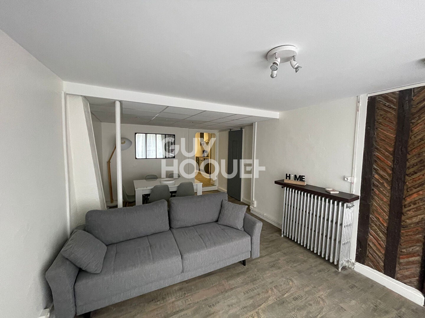 Flat Rue Louis Desmoulins in Tours
