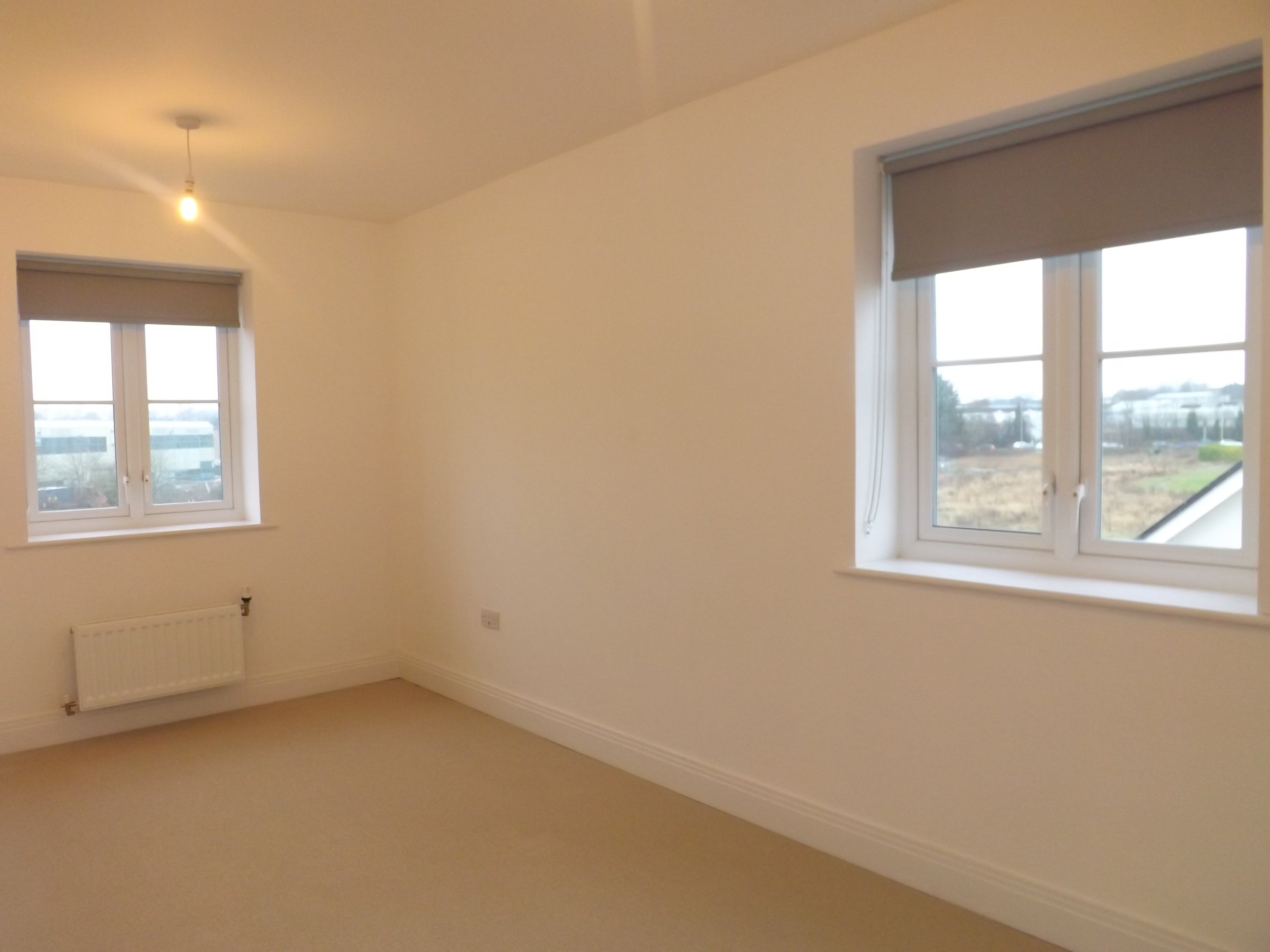Flat Houghton Avenue in Winchester