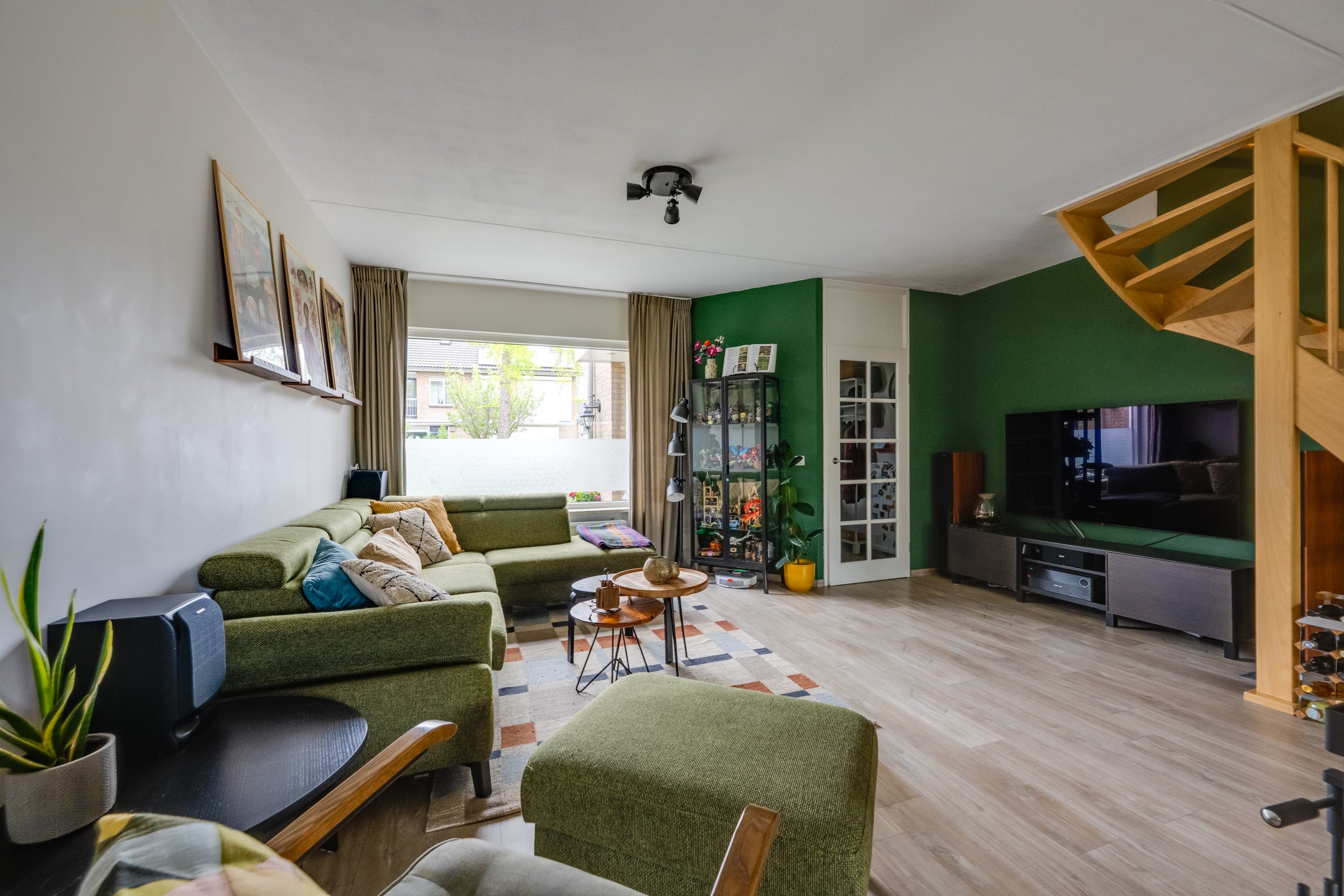 Tussenwoning te koop: Zuster Lankhaarlaan 16, Willemstad