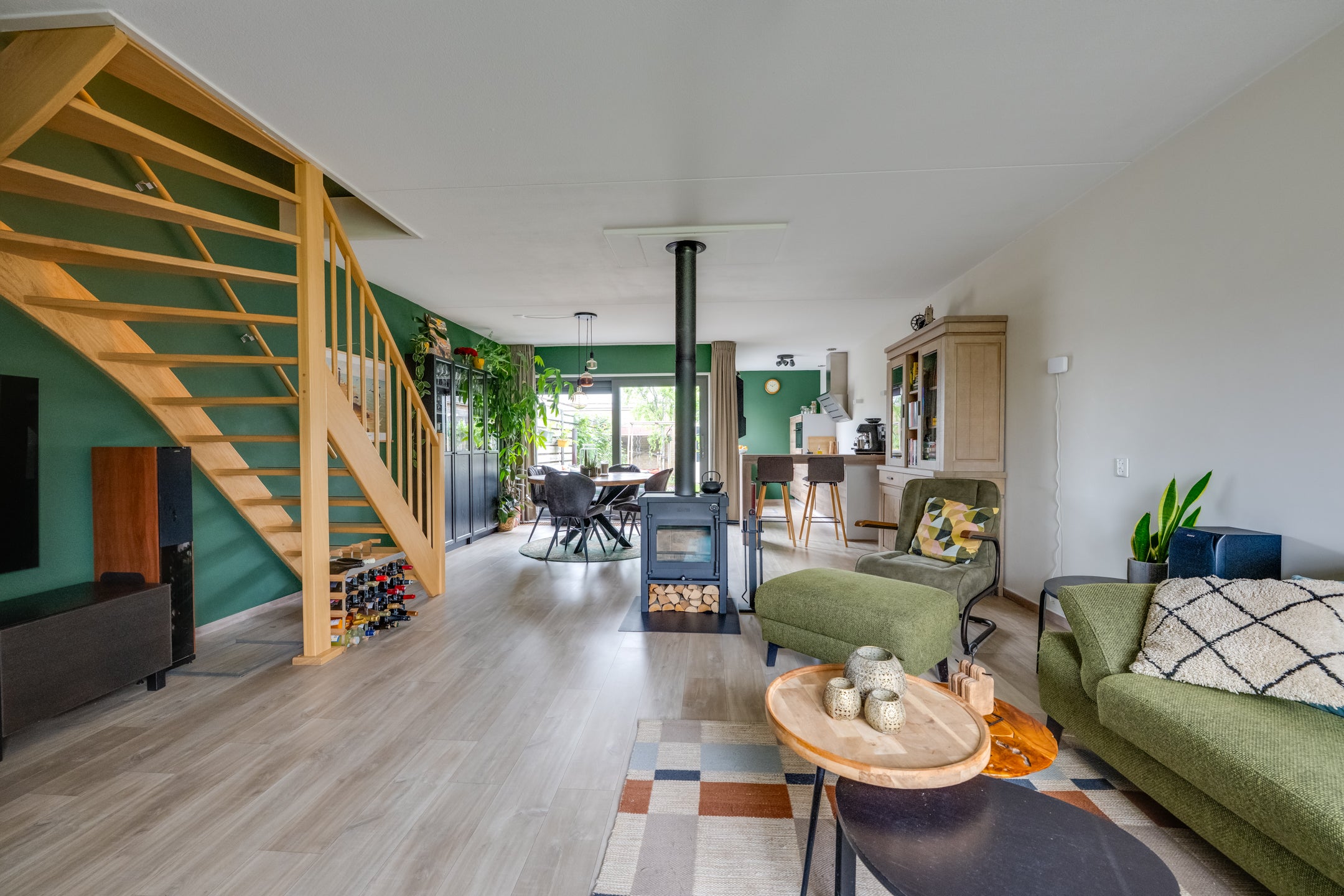 Tussenwoning te koop: Zuster Lankhaarlaan 16, Willemstad