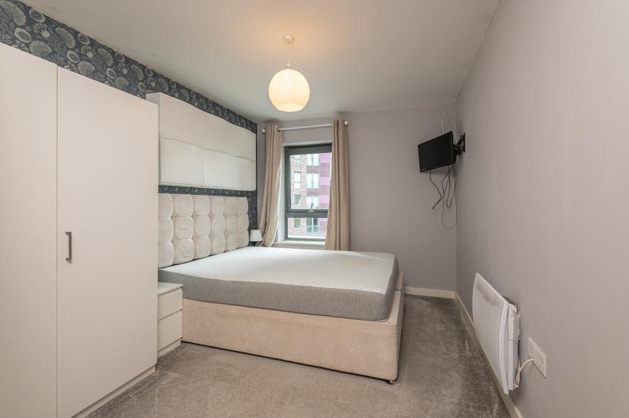 Flat Ellerby Road in Leeds