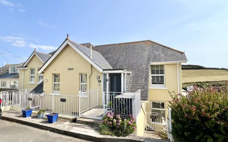 House Sea View Gardens in South Hams