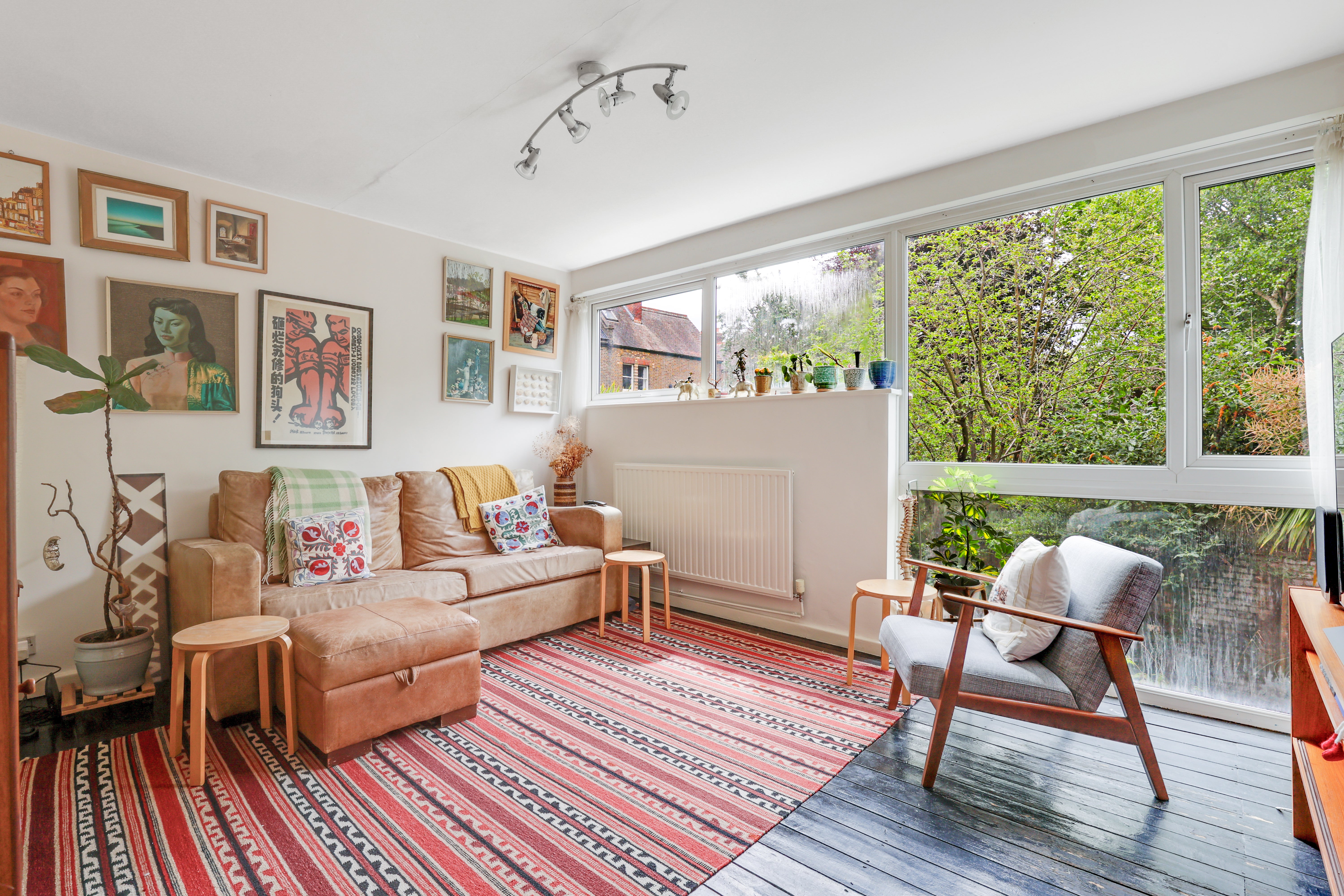 House Halsmere Road in Greater London