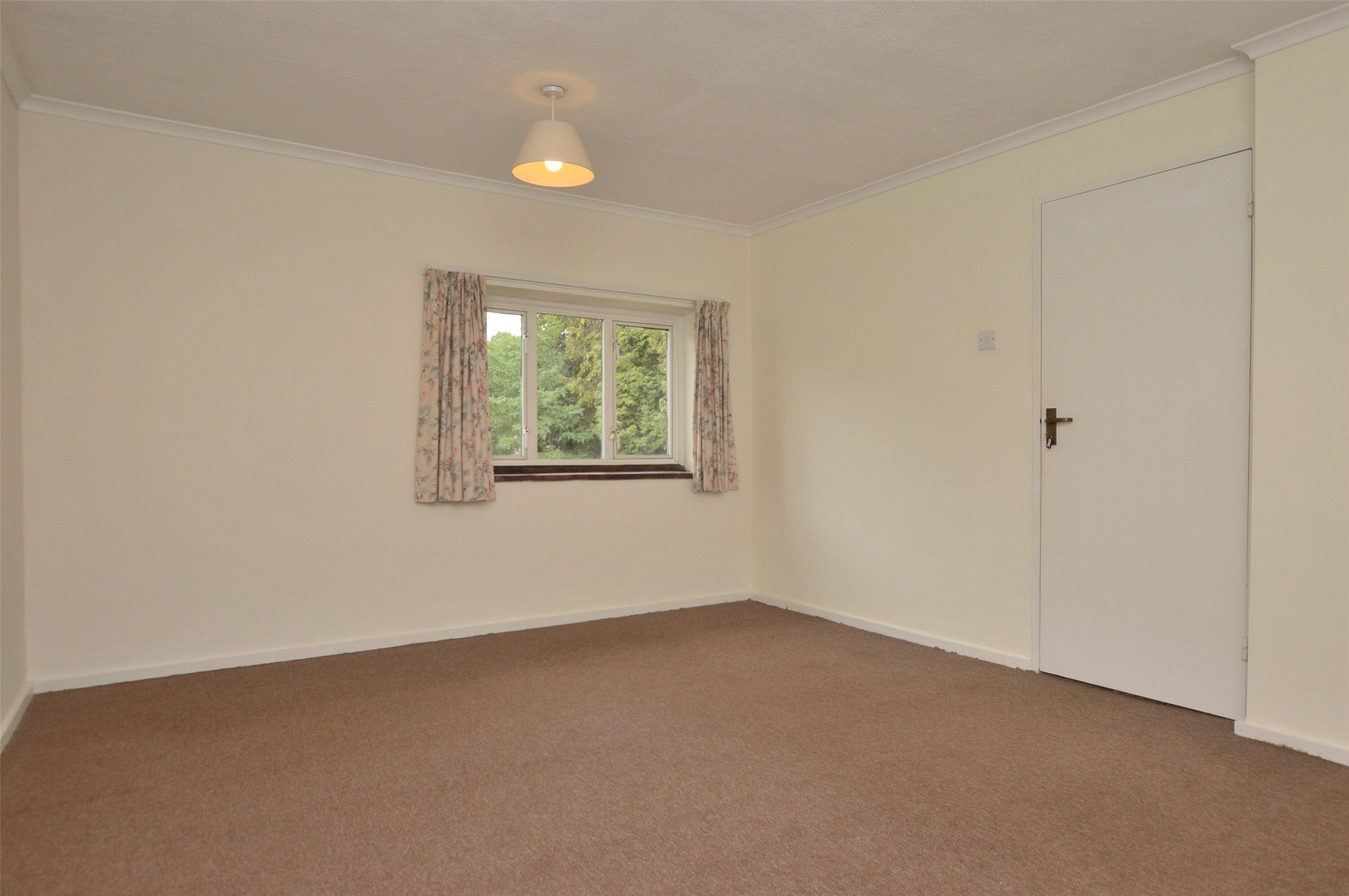 House Flanchford Road in Reigate and Banstead