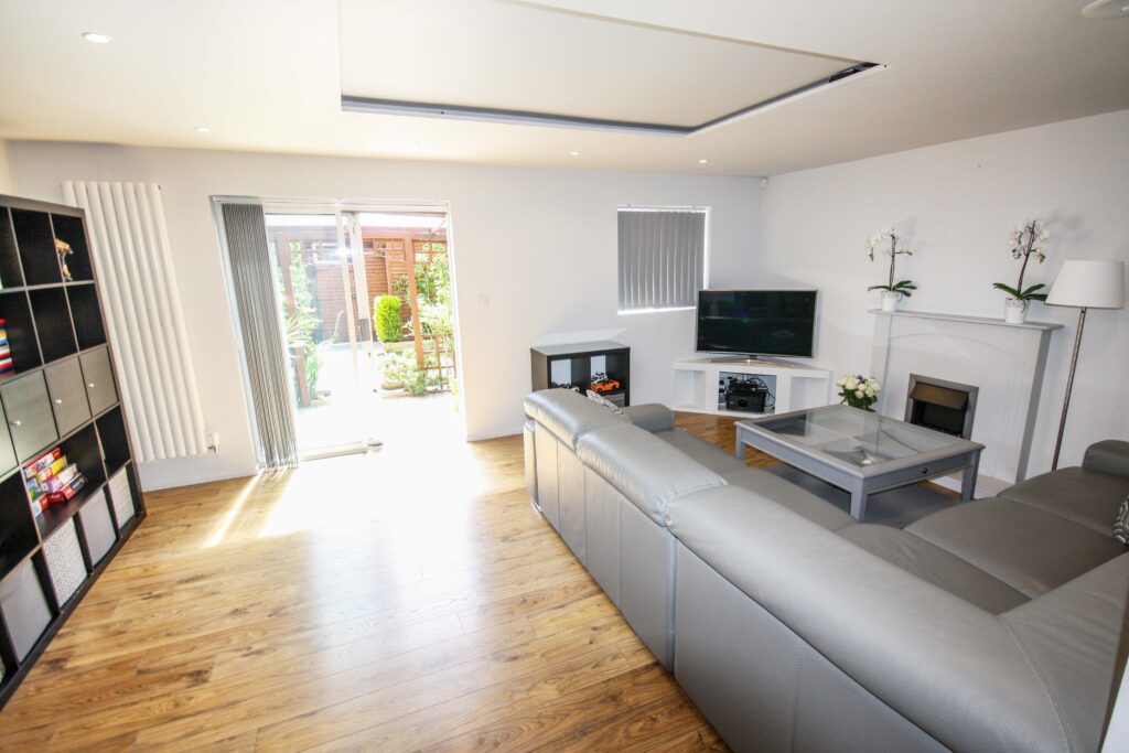 House Park Side in Basildon