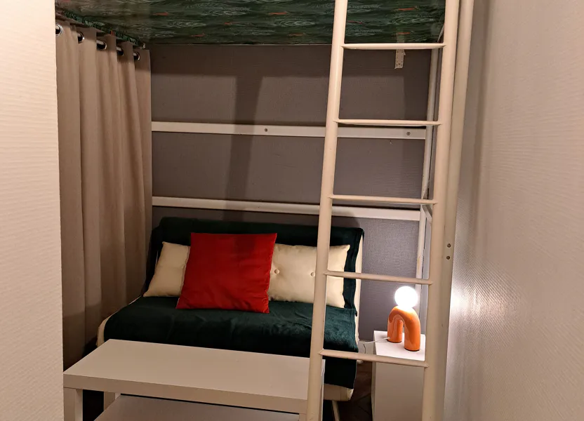 Flat Rue Petitot in Paris