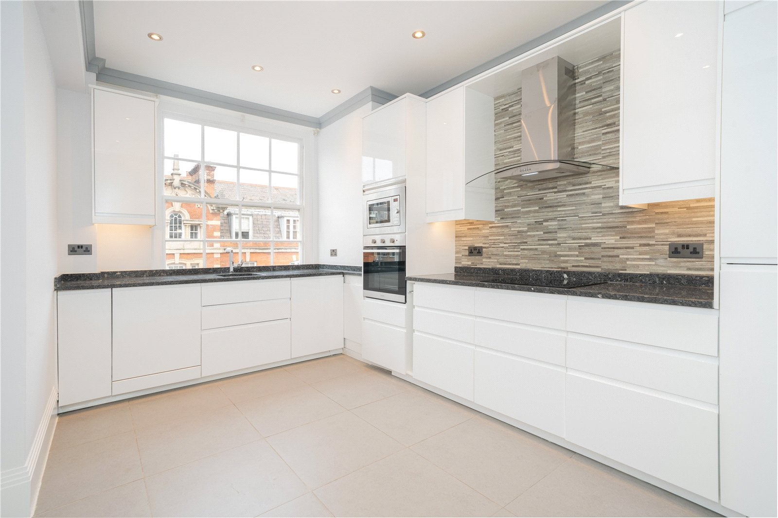 Flat Seymour Place in City of Westminster