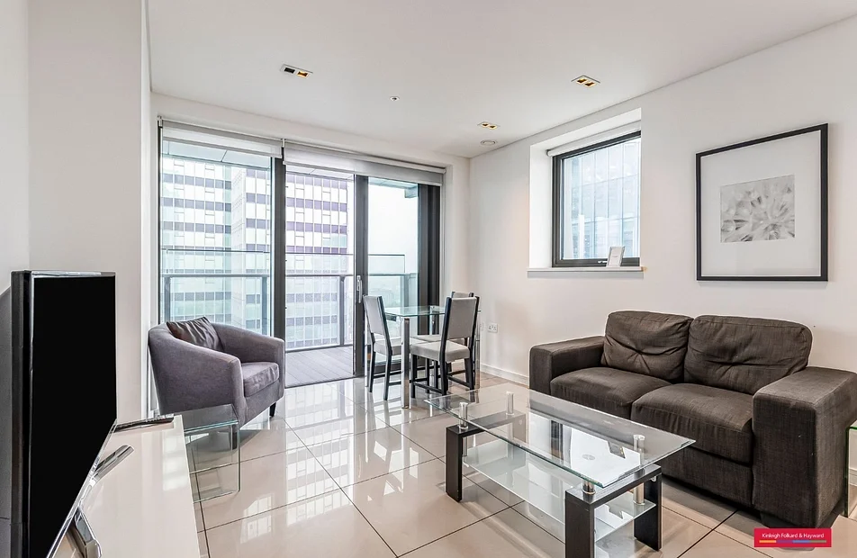 Flat Brock Street in Greater London