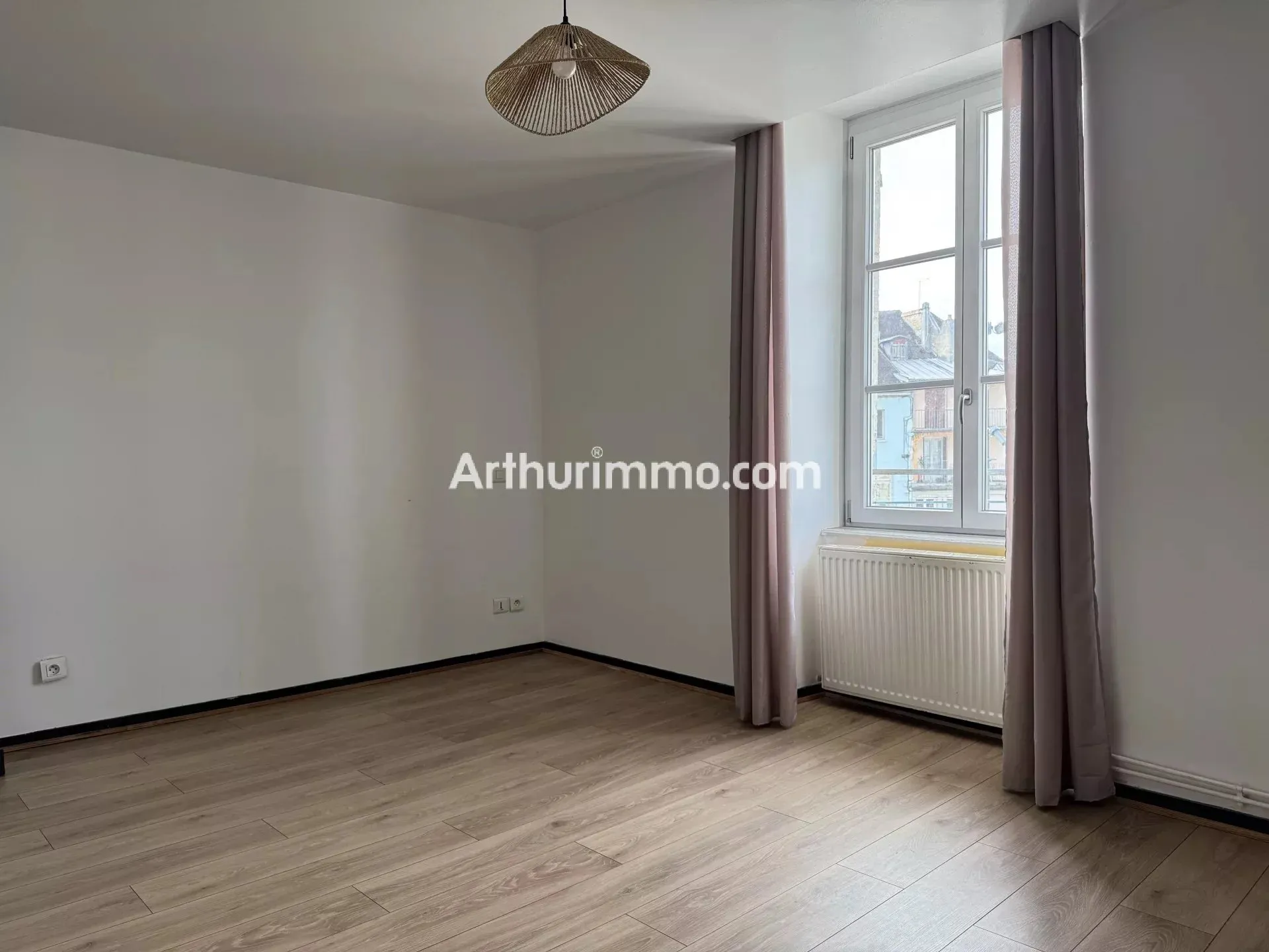 Appartement Rue Jean Jaurès à Lons-le-Saunier