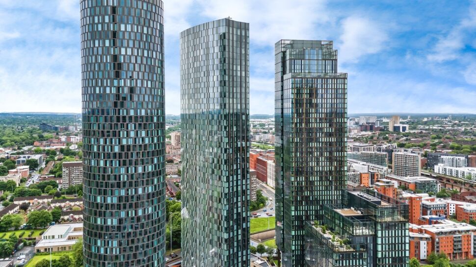 Flat Silvercroft Street in Manchester