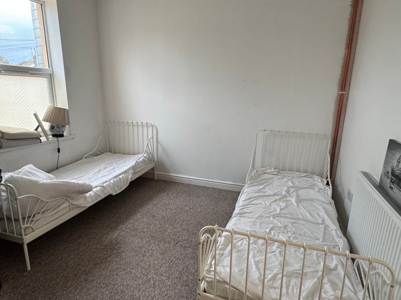 Room Markhouse Road in Greater London