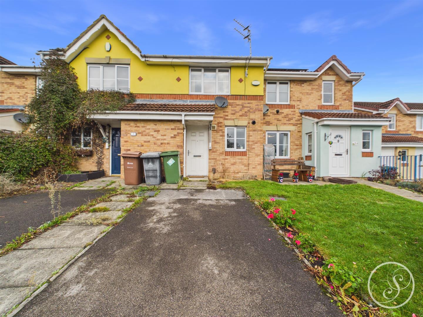 House Oakham Way in Leeds