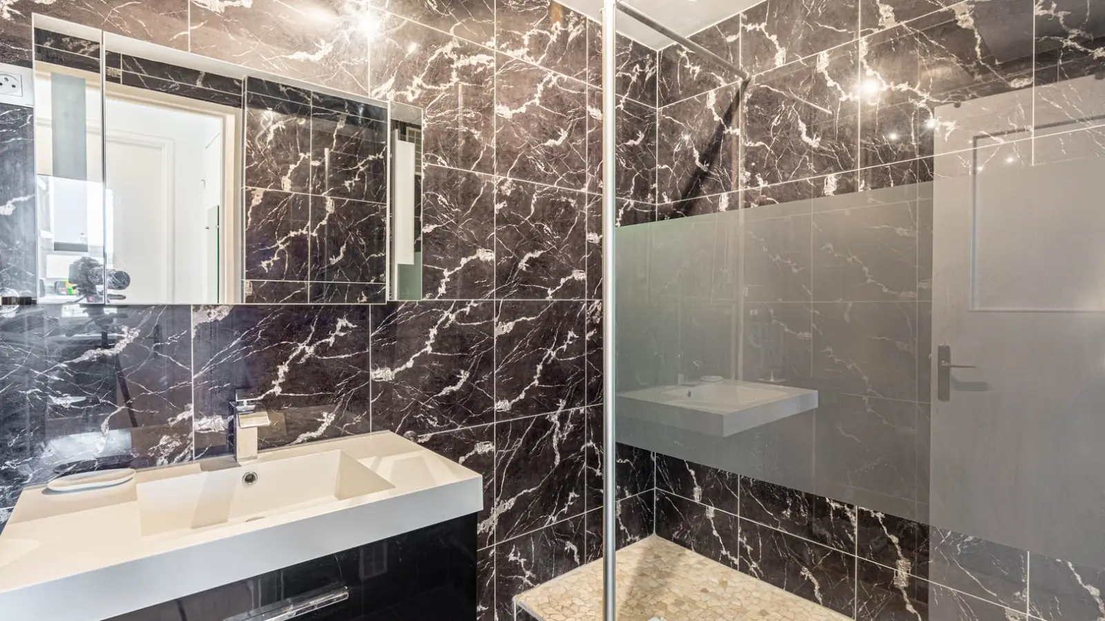 Flat Rue Marcadet in Paris