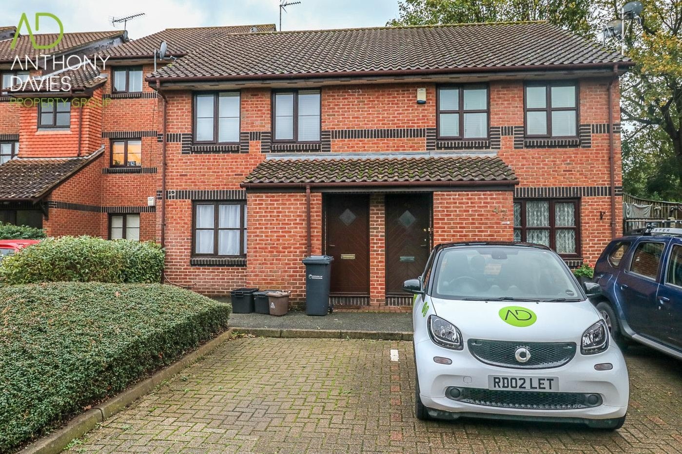 Flat Welsummer Way in Cheshunt
