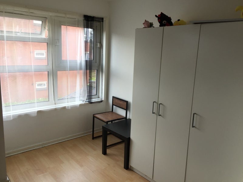 Room Kilby Avenue in Birmingham